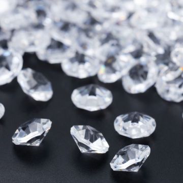 Zestaw 1700 diamentów 6x10mm.
